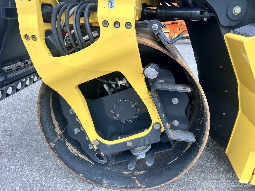 Bomag BW 154 AP-4 AM Porinių būgnų volai