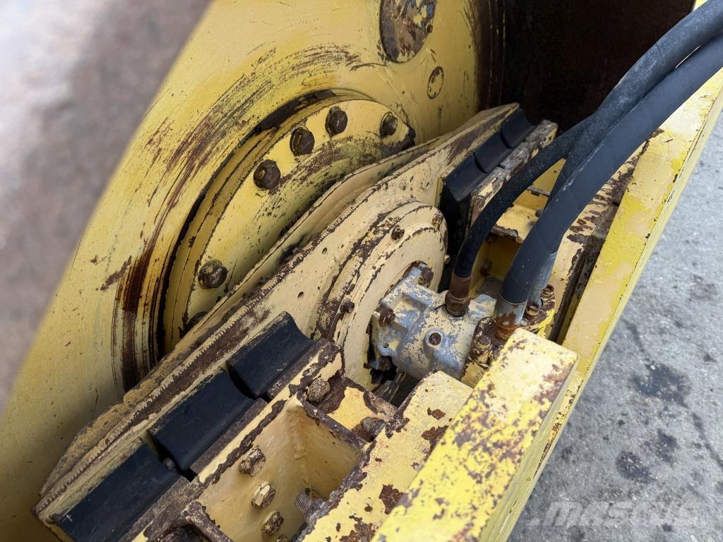 Bomag BW 217 PD-2 Vieno būgno volai