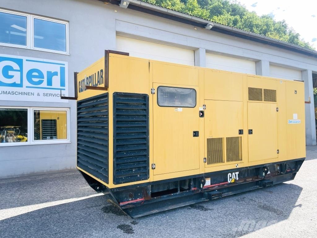 CAT 700 Dyzeliniai generatoriai