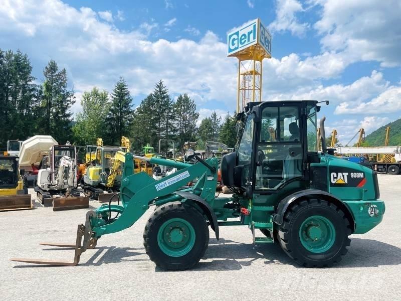 CAT 908M Naudoti ratiniai krautuvai