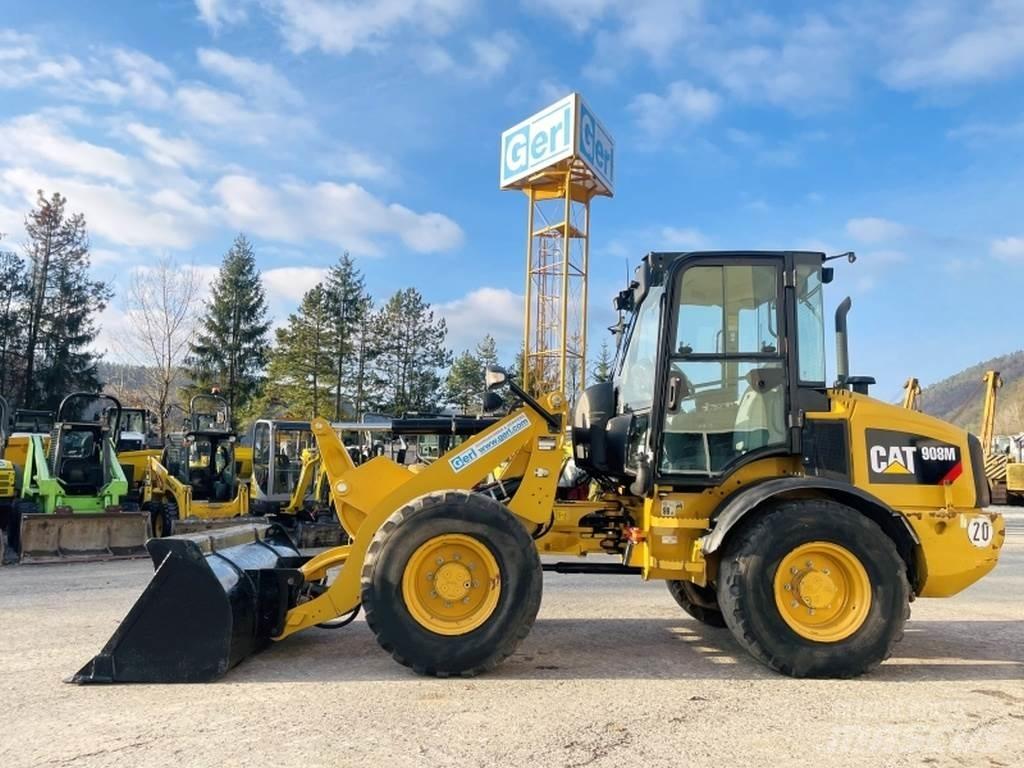 CAT 908M Naudoti ratiniai krautuvai