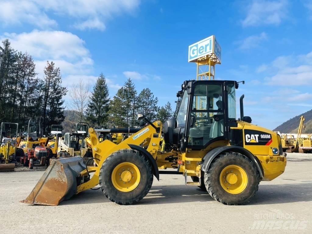 CAT 908M Naudoti ratiniai krautuvai