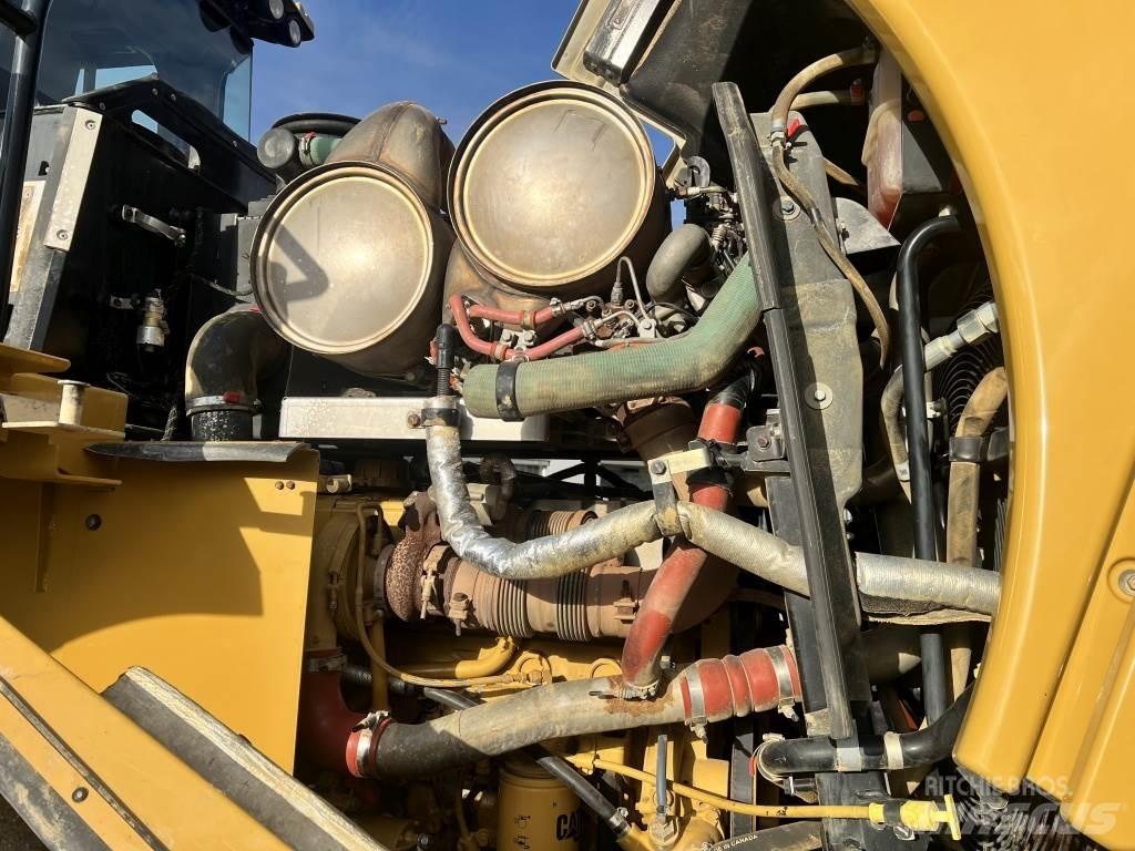 CAT 966 M XE Naudoti ratiniai krautuvai