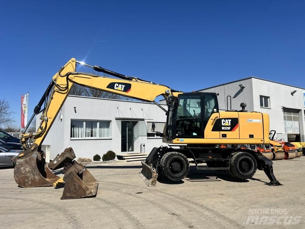 CAT M 320 F Ratiniai ekskavatoriai