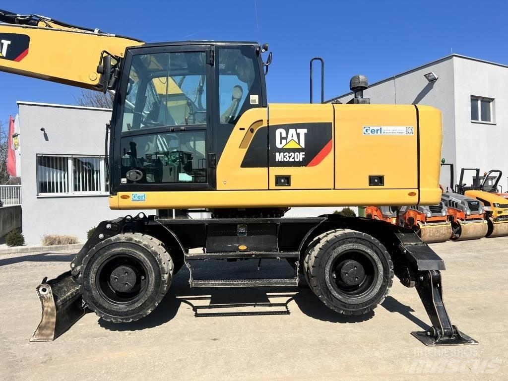 CAT M 320 F Ratiniai ekskavatoriai