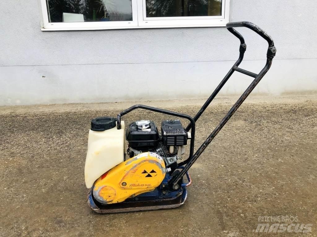  Diverse MIKASA MVCF60HVAS Kiti naudoti statybos komponentai