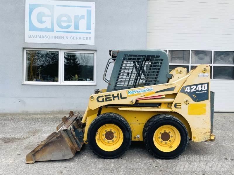 Gehl SL4240 Krautuvai su šoniniu pasukimu
