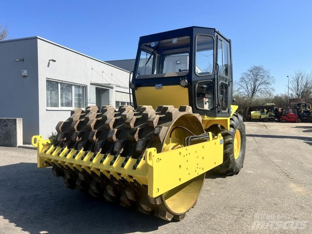 JCB Vibromax W 1402 PD Vieno būgno volai