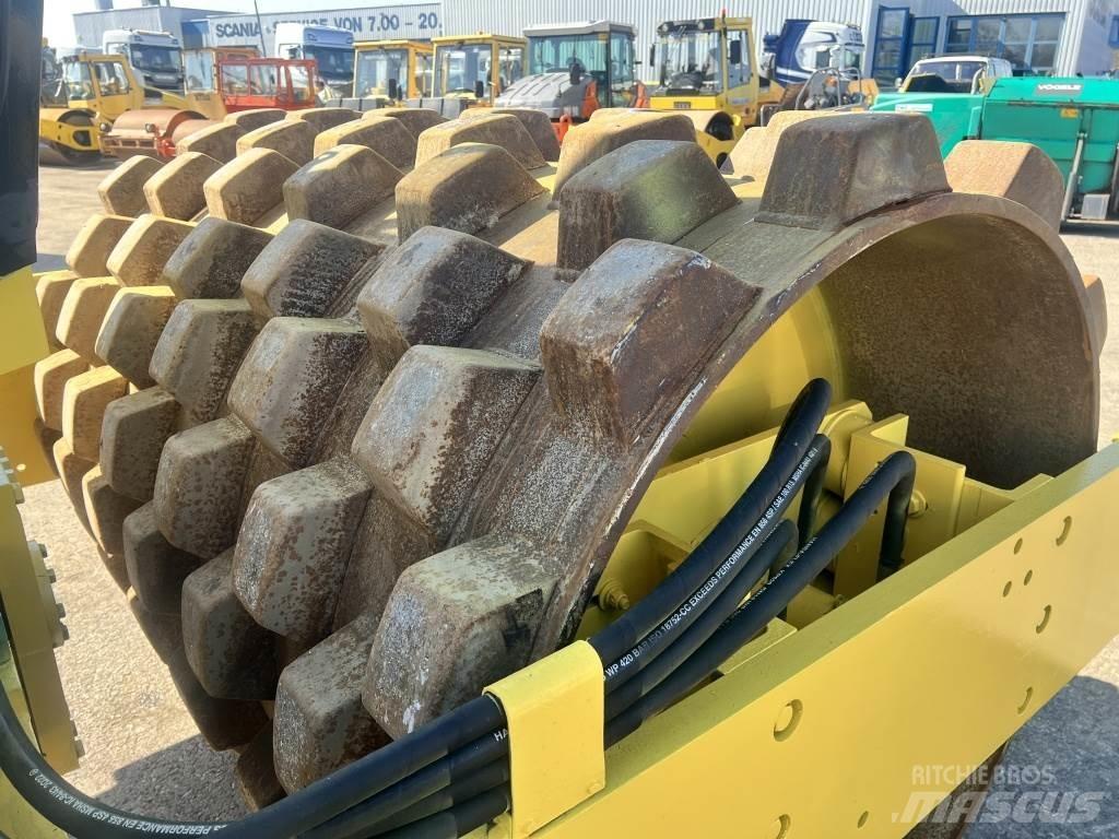 JCB Vibromax W 1402 PD Vieno būgno volai