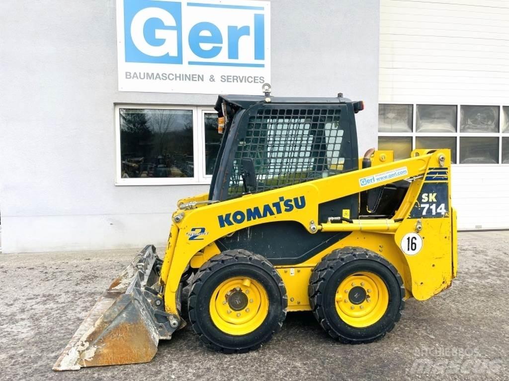 Komatsu SK714 Krautuvai su šoniniu pasukimu