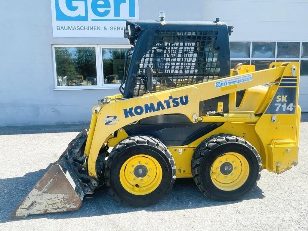 Komatsu SK714-5 Krautuvai su šoniniu pasukimu