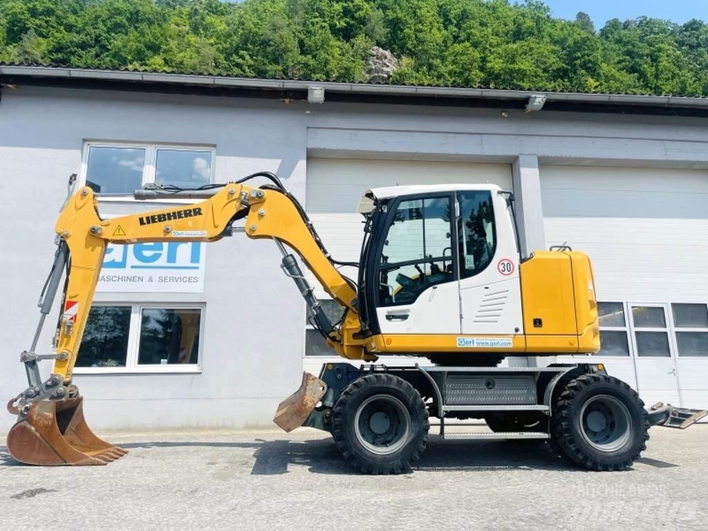 Liebherr A910 Compact Ratiniai ekskavatoriai