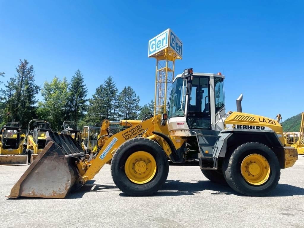 Liebherr L522 Naudoti ratiniai krautuvai
