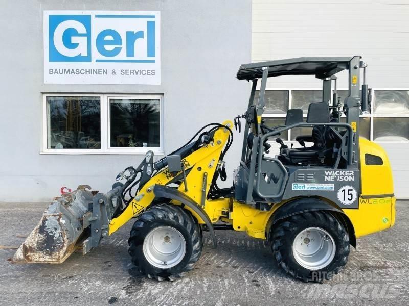 Neuson WL20E Naudoti ratiniai krautuvai
