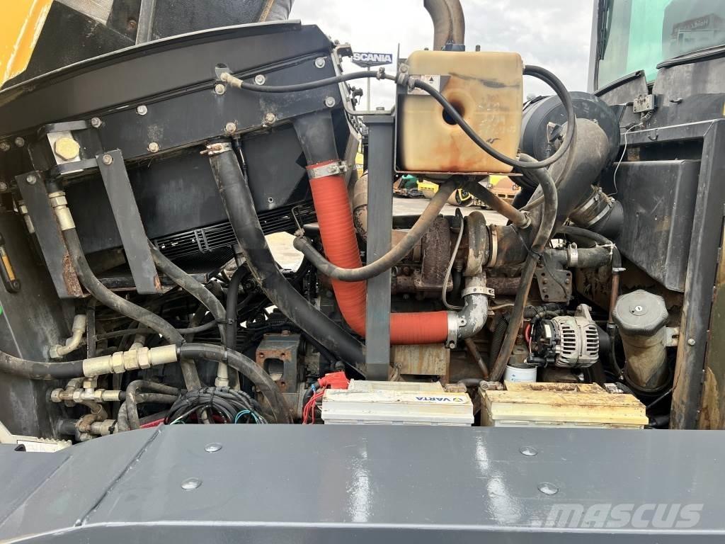 New Holland F 106.6 A Greideriai
