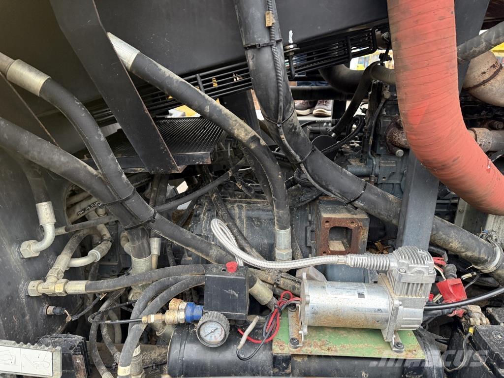 New Holland F 156.6 A Greideriai