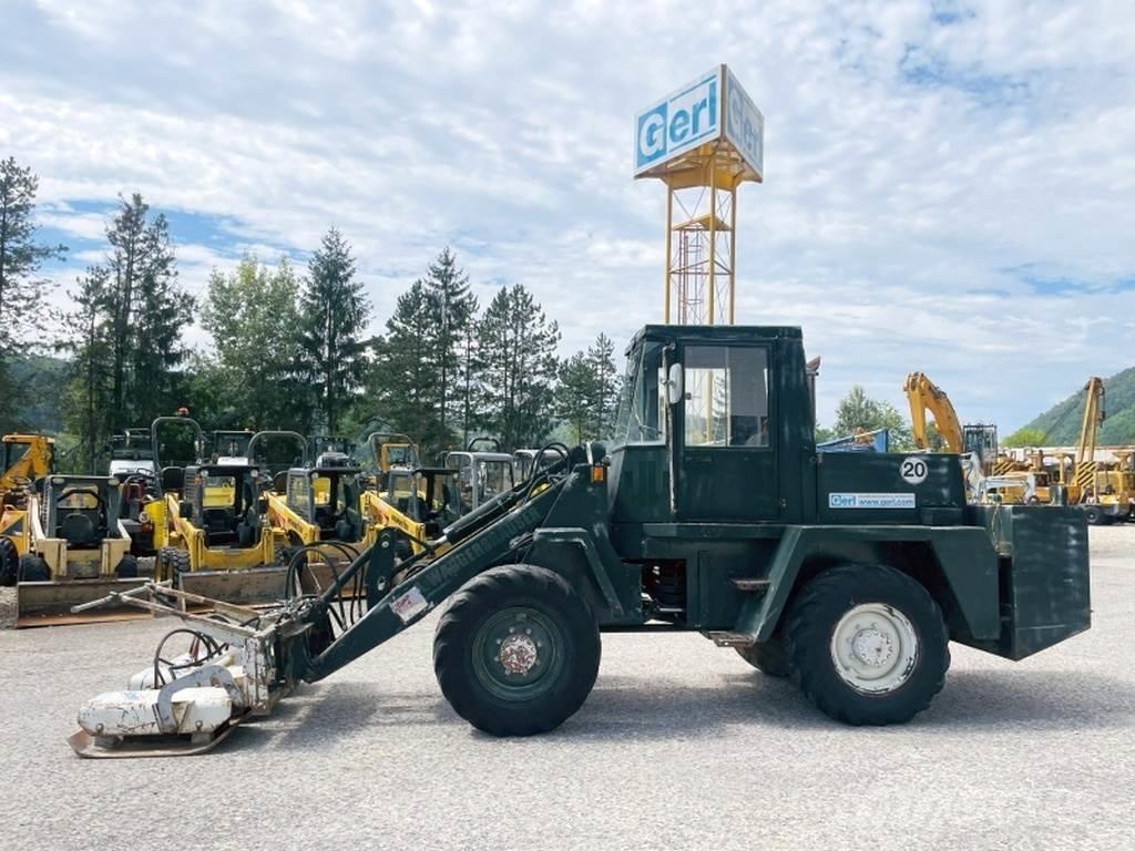 Schaeff ZL8 Naudoti ratiniai krautuvai
