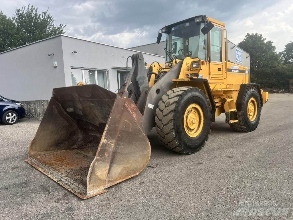 Volvo L 90 C Naudoti ratiniai krautuvai