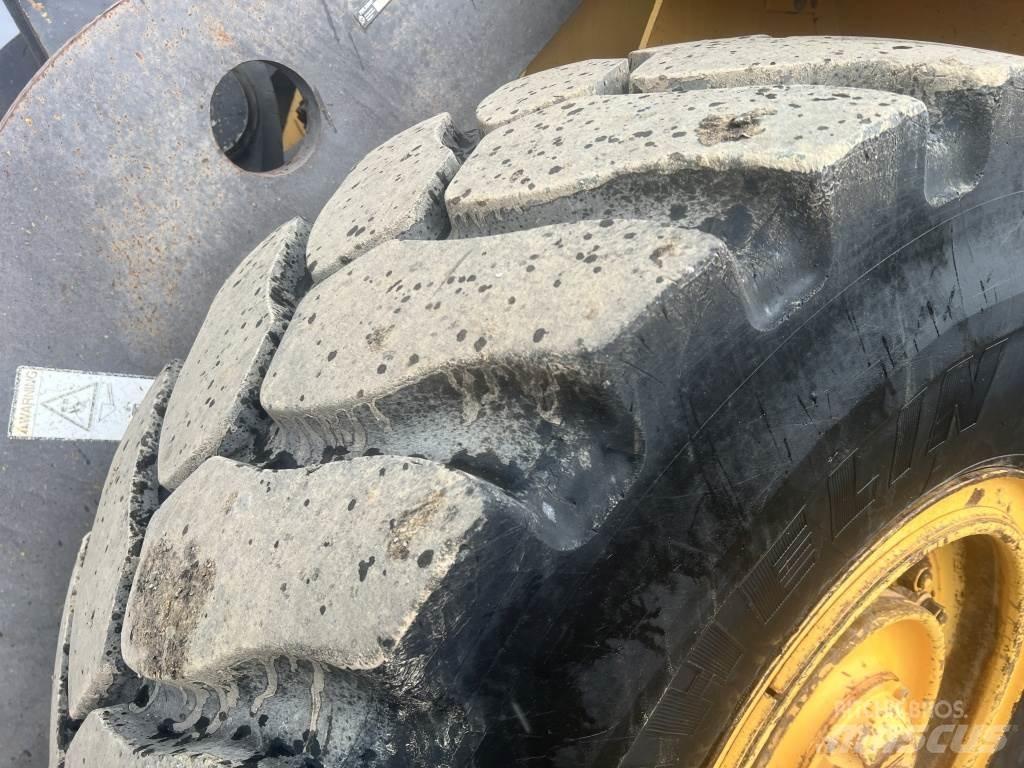 Volvo L 90 C Naudoti ratiniai krautuvai
