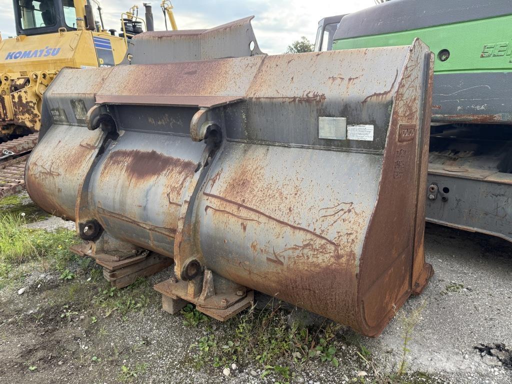 Volvo Schaufel 4,2 m³ Naudoti ratiniai krautuvai