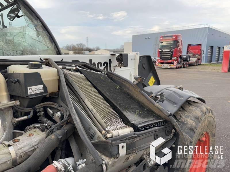 Bobcat TL38.70 Šakiniai krautuvai su prailgintu keltuvu
