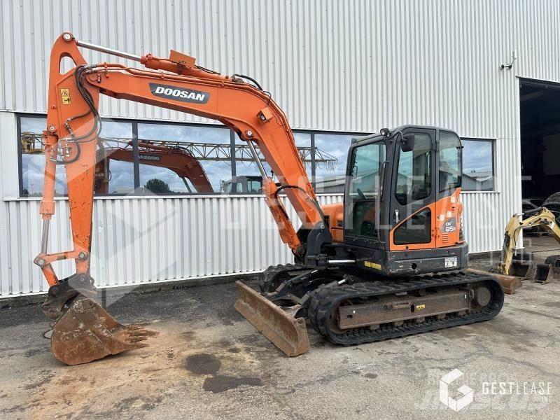 Doosan DX85R-3 Mini ekskavatoriai < 7 t