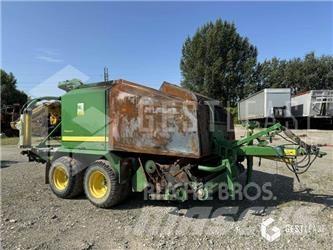 John Deere 744 Vyniojimo padargai