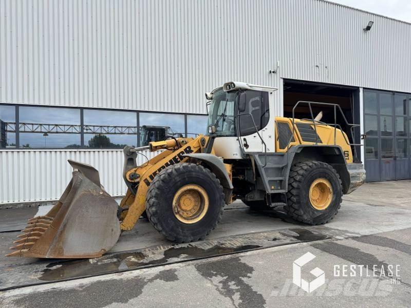 Liebherr L556 Naudoti ratiniai krautuvai