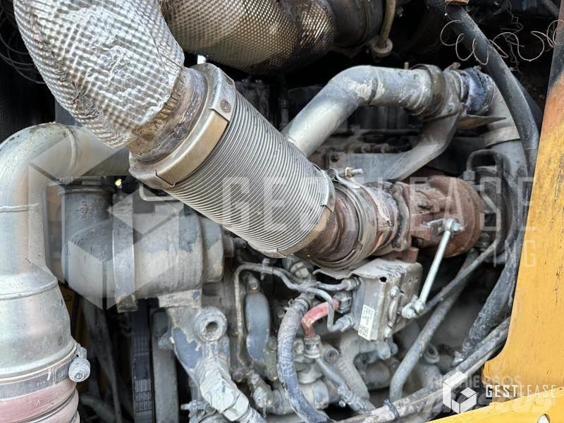 Liebherr LR636 Vikšriniai krautuvai