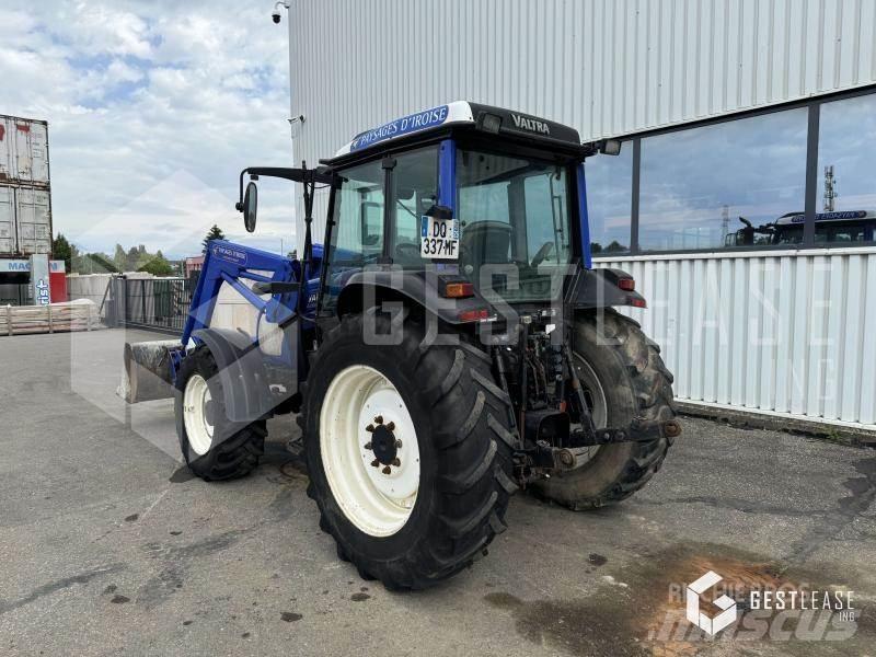 Valtra A72 Traktoriai