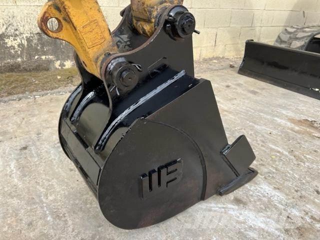 CAT 304E2 CR Mini ekskavatoriai < 7 t