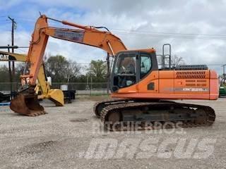Doosan DX225LC Vikšriniai ekskavatoriai