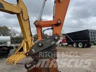Doosan DX225LC Vikšriniai ekskavatoriai
