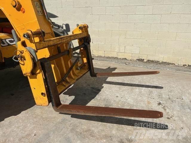 JCB 535-95 Šakiniai krautuvai - Kita