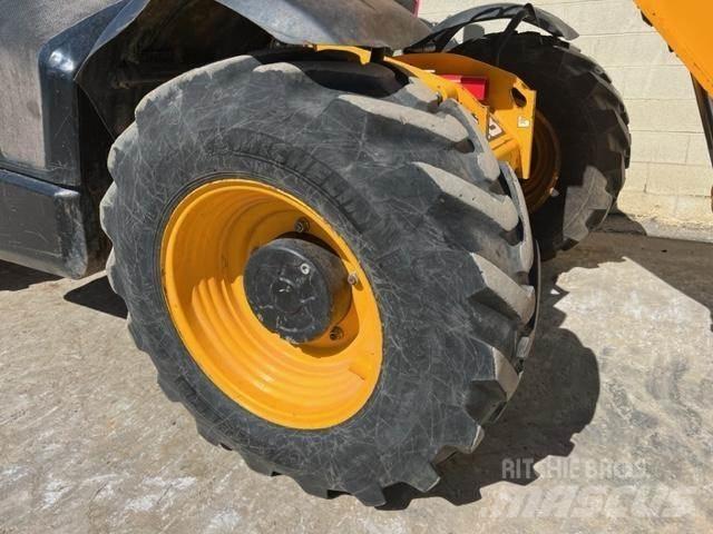 JCB 535-95 Šakiniai krautuvai - Kita
