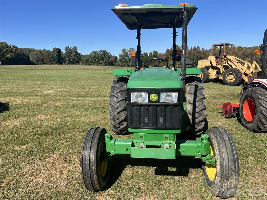 John Deere 5103 Traktoriai