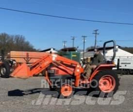 Kubota L3400 Traktoriai
