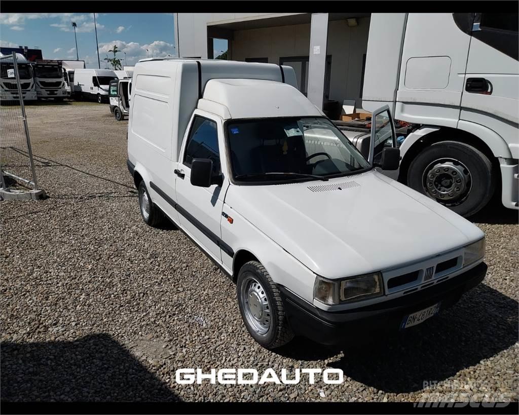 Fiat FIORINO Furgonai