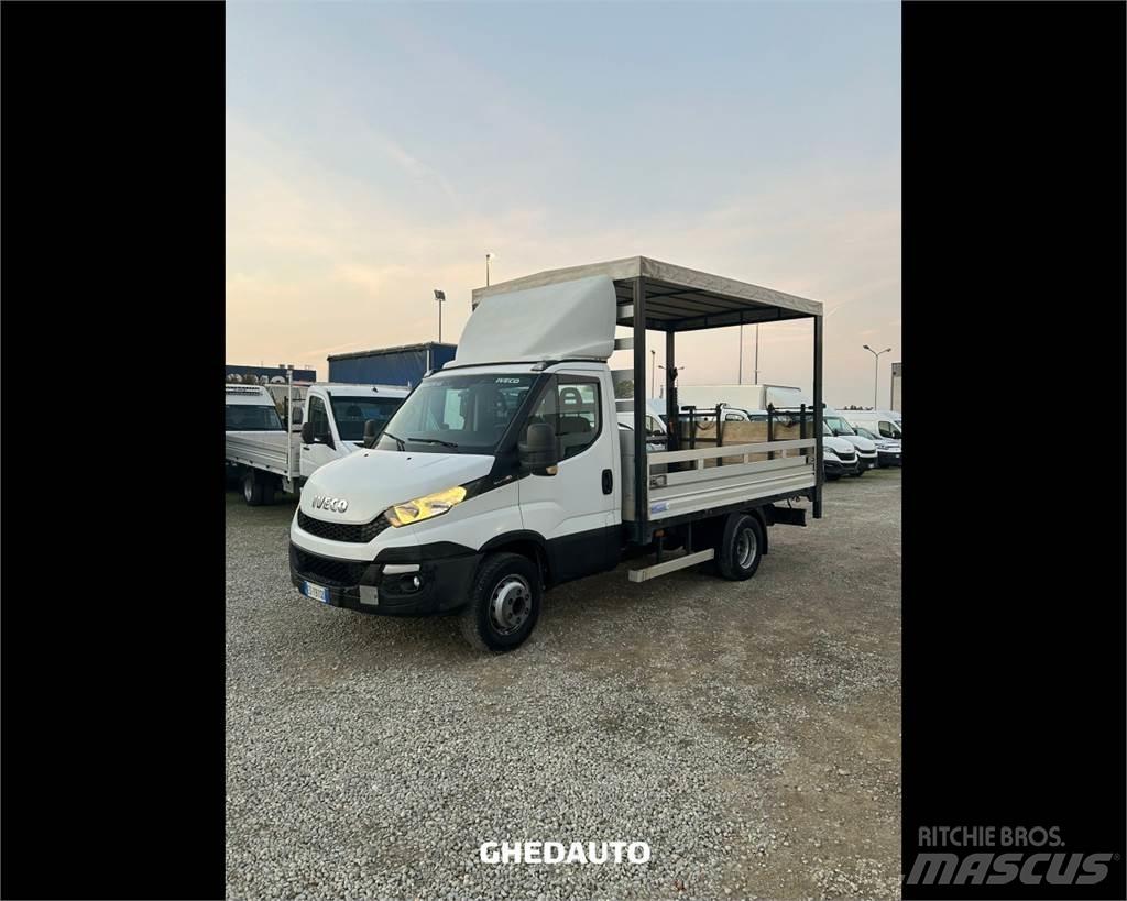Iveco 65C15 Sunkvežimiai su dengtu kėbulu