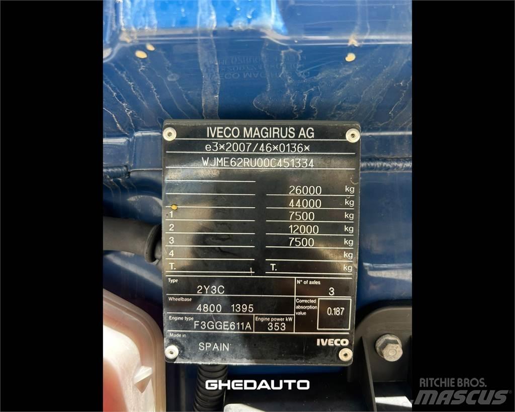 Iveco AS260S48S Sunkvežimiai su dengtu kėbulu