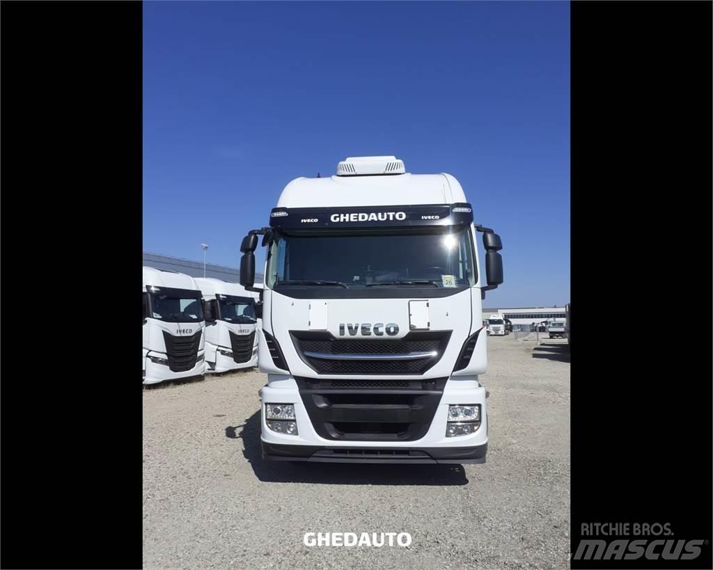 Iveco AS260S48Y Sunkvežimiai su dengtu kėbulu