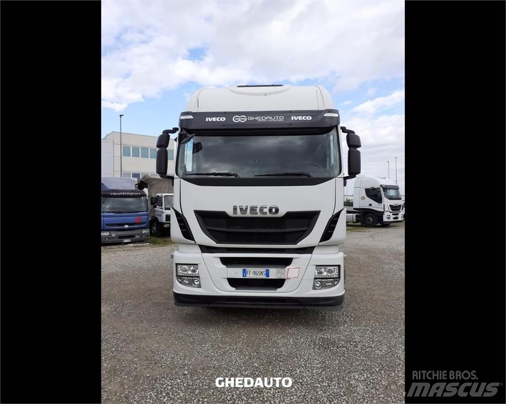 Iveco AS440S48 Sunkvežimiai su dengtu kėbulu