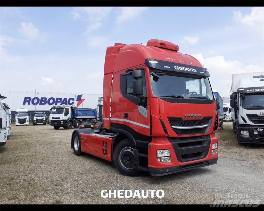 Iveco AS440S48T/P Sunkvežimiai su dengtu kėbulu
