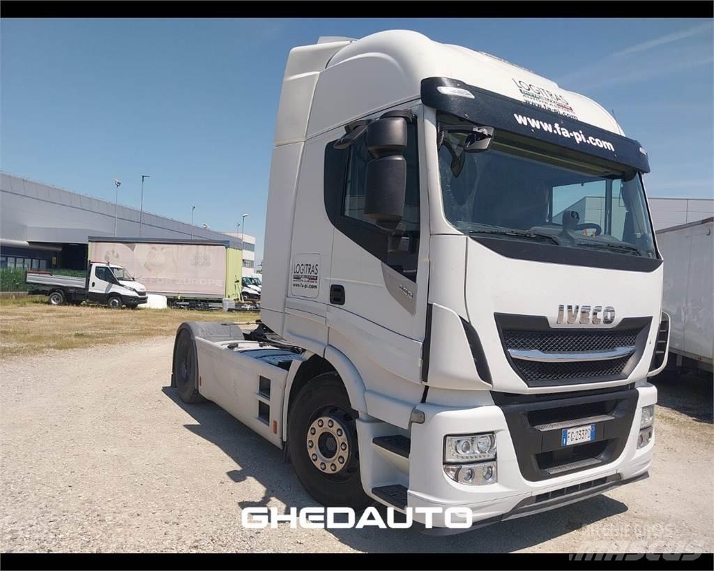 Iveco AS440ST/P Sunkvežimiai su dengtu kėbulu