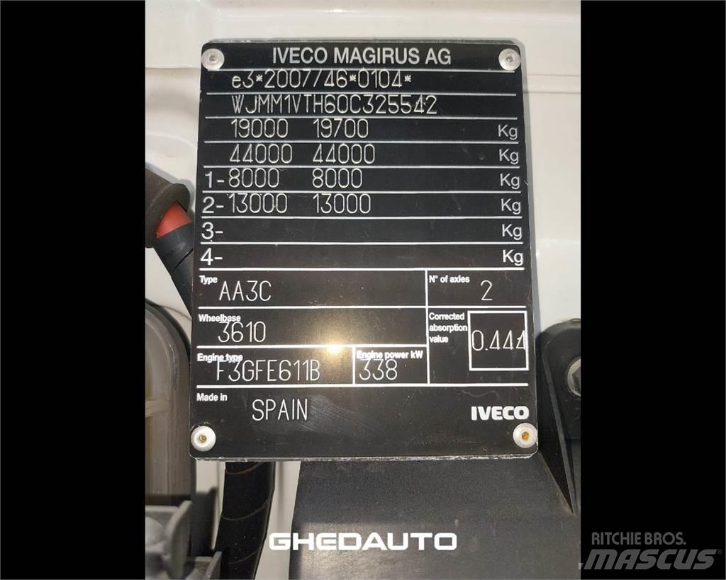 Iveco AT260S40Y/PS Sunkvežimiai su dengtu kėbulu