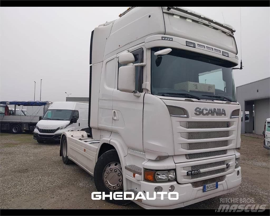 Scania R560 - TRATTORE Sunkvežimiai su dengtu kėbulu