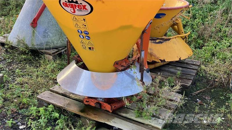 Agrex 300 Smėlio ir druskos barstytuvai