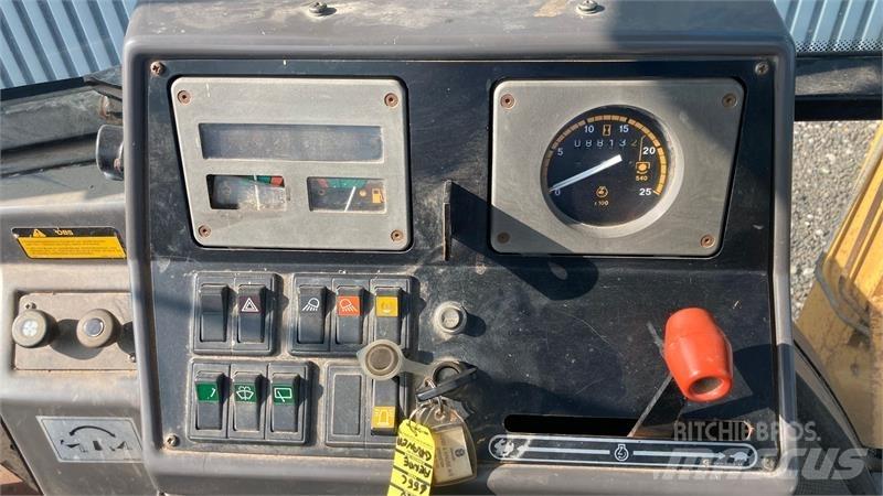 Ford 655 C Ekskavatoriniai krautuvai