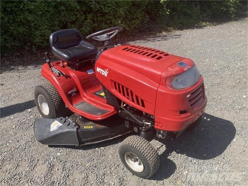 MTD RF 125 Naudoti kompaktiški traktoriai
