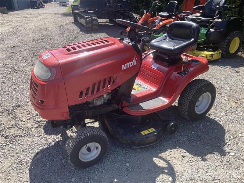 MTD RF 125 Naudoti kompaktiški traktoriai